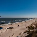 Moewe Mit Balkon, Ein Strandkorb Im Sommer Und 2 Fahrraeder Апартаменты