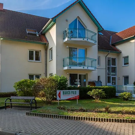 Moewe Mit Balkon, Ein Strandkorb Im Sommer Und 2 Fahrraeder *